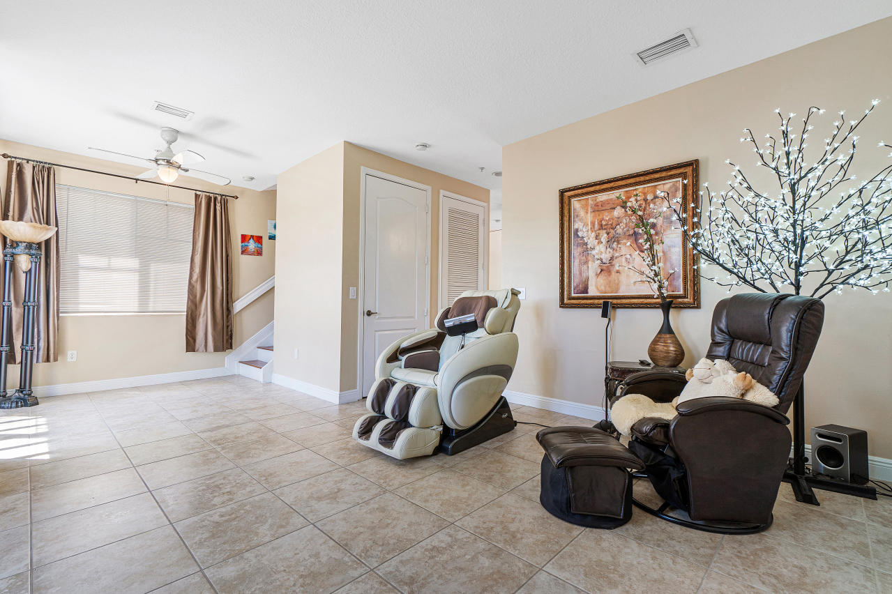 669 Northwest 38th Circle Boca Raton, FL 33431 - Photo 19 of 35 a living room with furniture