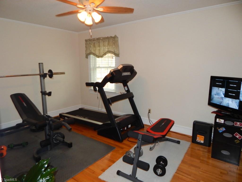 780 Murray Road Elkin, NC 28621 - Photo 9 of 13 Gallery Image 9