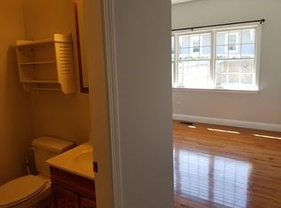 9 Hoover Road Middletown, RI 02842 - Photo 15 of 27 Gallery Image 15