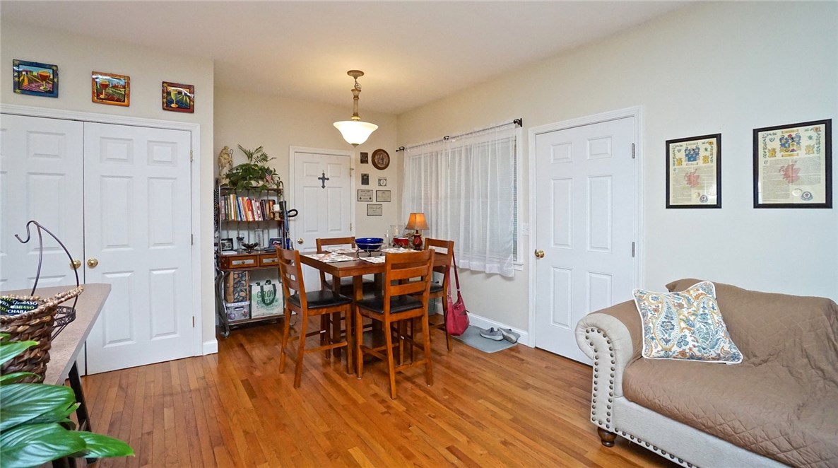 9 Hoover Road Middletown, RI 02842 - Photo 21 of 27 Gallery Image 21