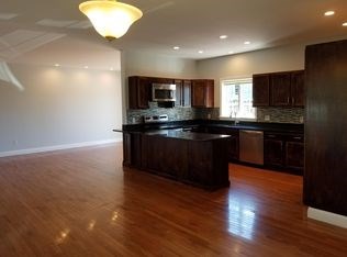 9 Hoover Road Middletown, RI 02842 - Photo 8 of 27 Gallery Image 8