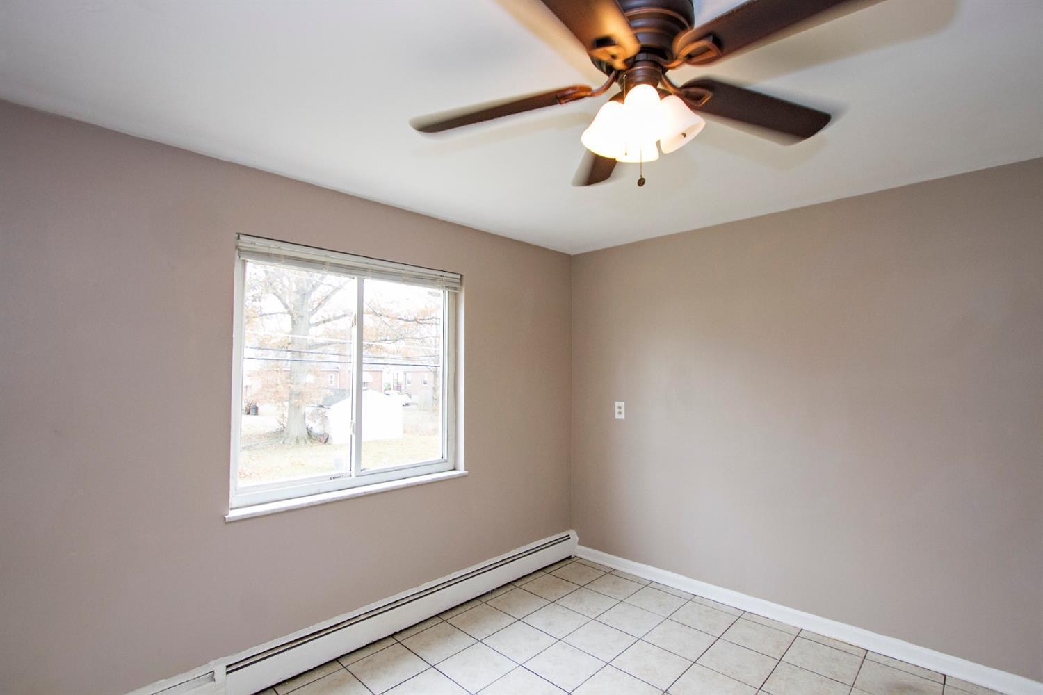2302 Galbraith Road, Unit A4 Cincinnati, OH 45239 - Photo 9 of 25