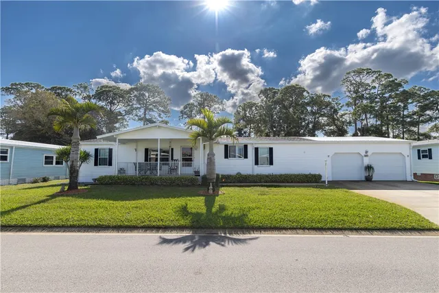 $339,000 | 327 Papaya Circle, Sebastian, FL 32976