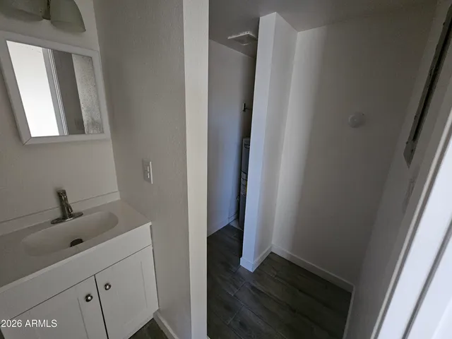 $900 | 302 South Westfall Avenue, Unit 2, Tempe, AZ 85281