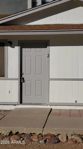 $900 | 302 South Westfall Avenue, Unit 2, Tempe, AZ 85281