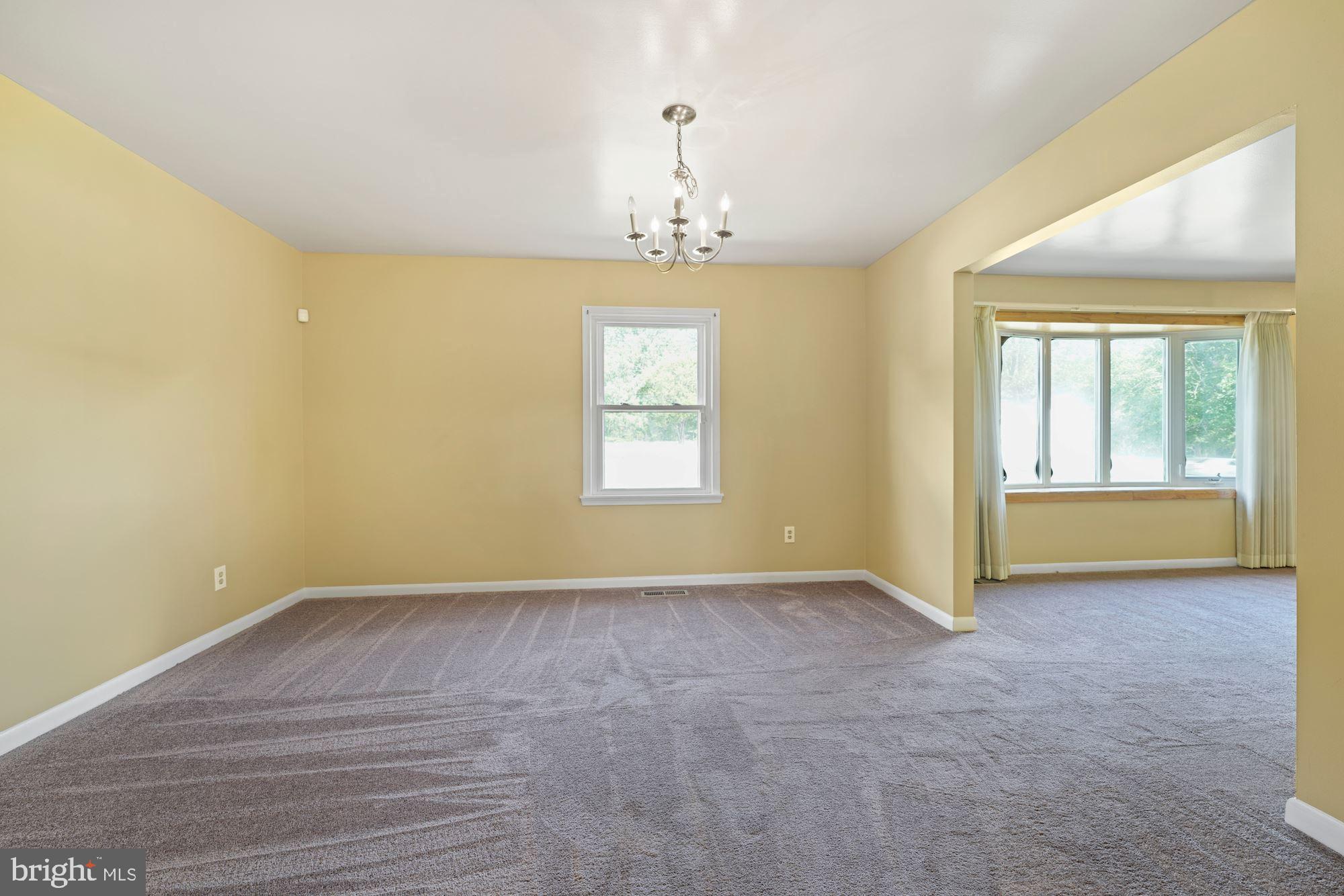 14415 South Springfield Road Brandywine, MD 20613 - Photo 5 of 27