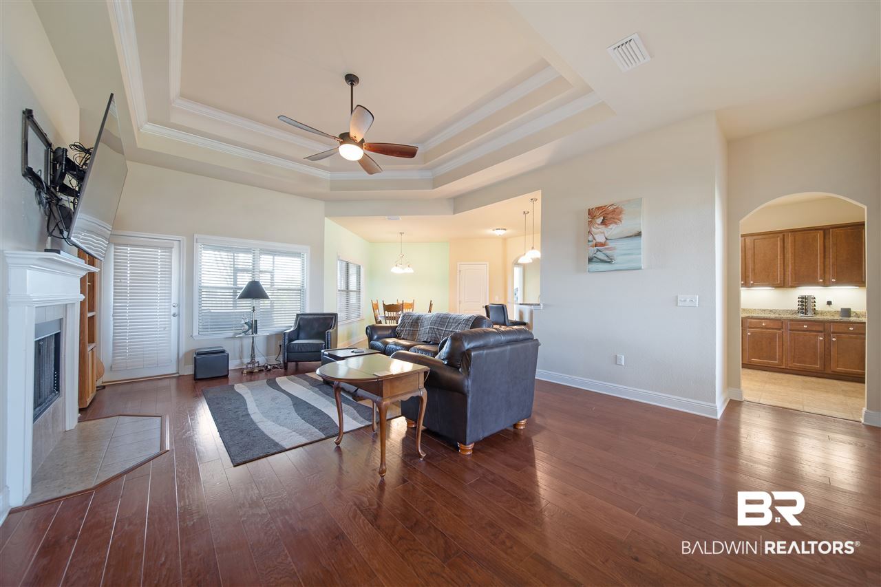 1042 Tampa Avenue Foley, AL 36535 - Photo 9 of 37