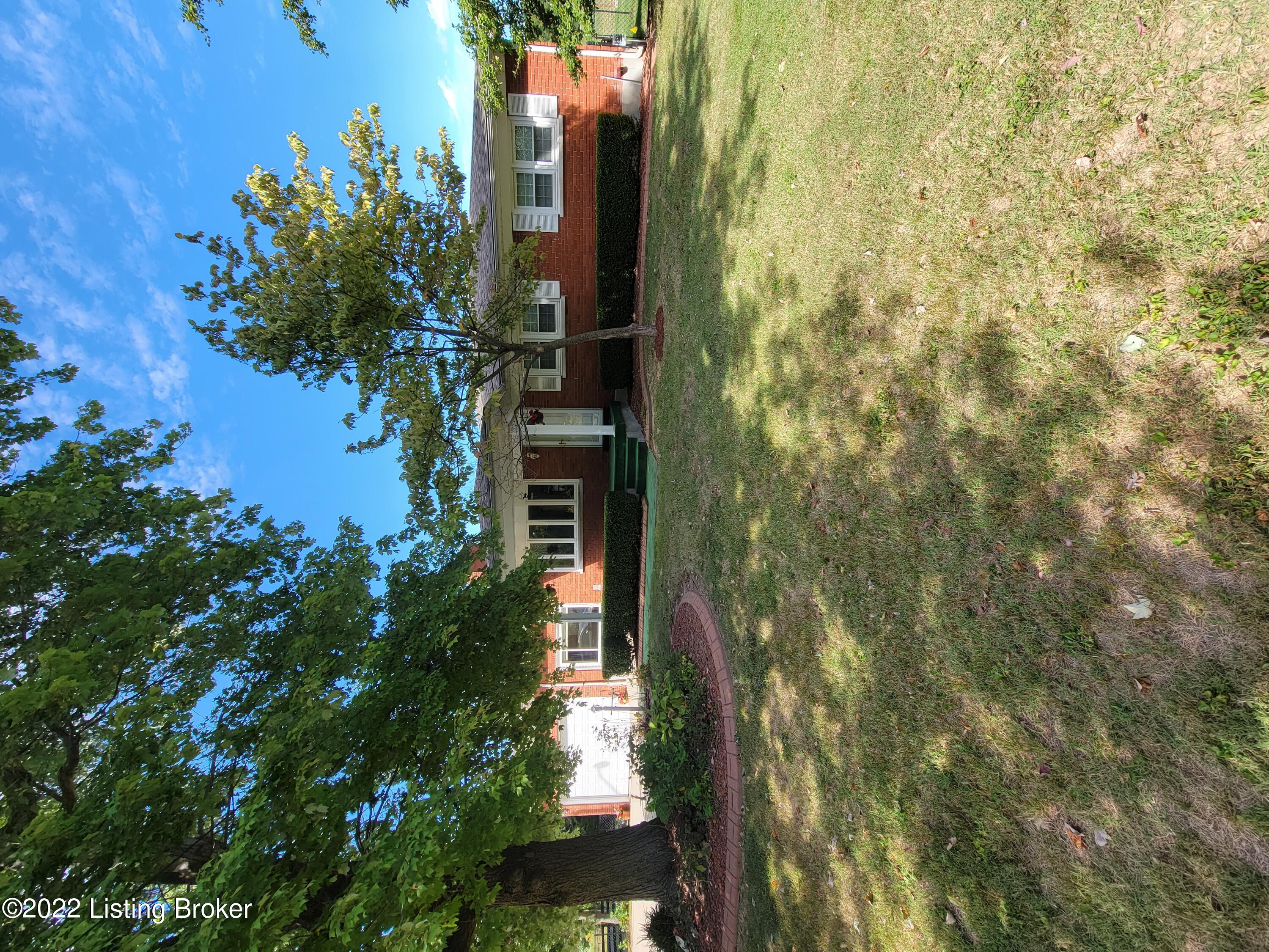 9722 3rd Street Road Louisville, KY 40272 - Photo 1 of 46 Front View
