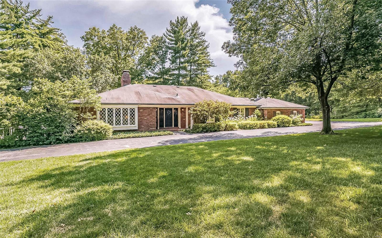 10650 Clayton Road Frontenac, MO 63131 - Photo 1 of 38 Gallery Image 1