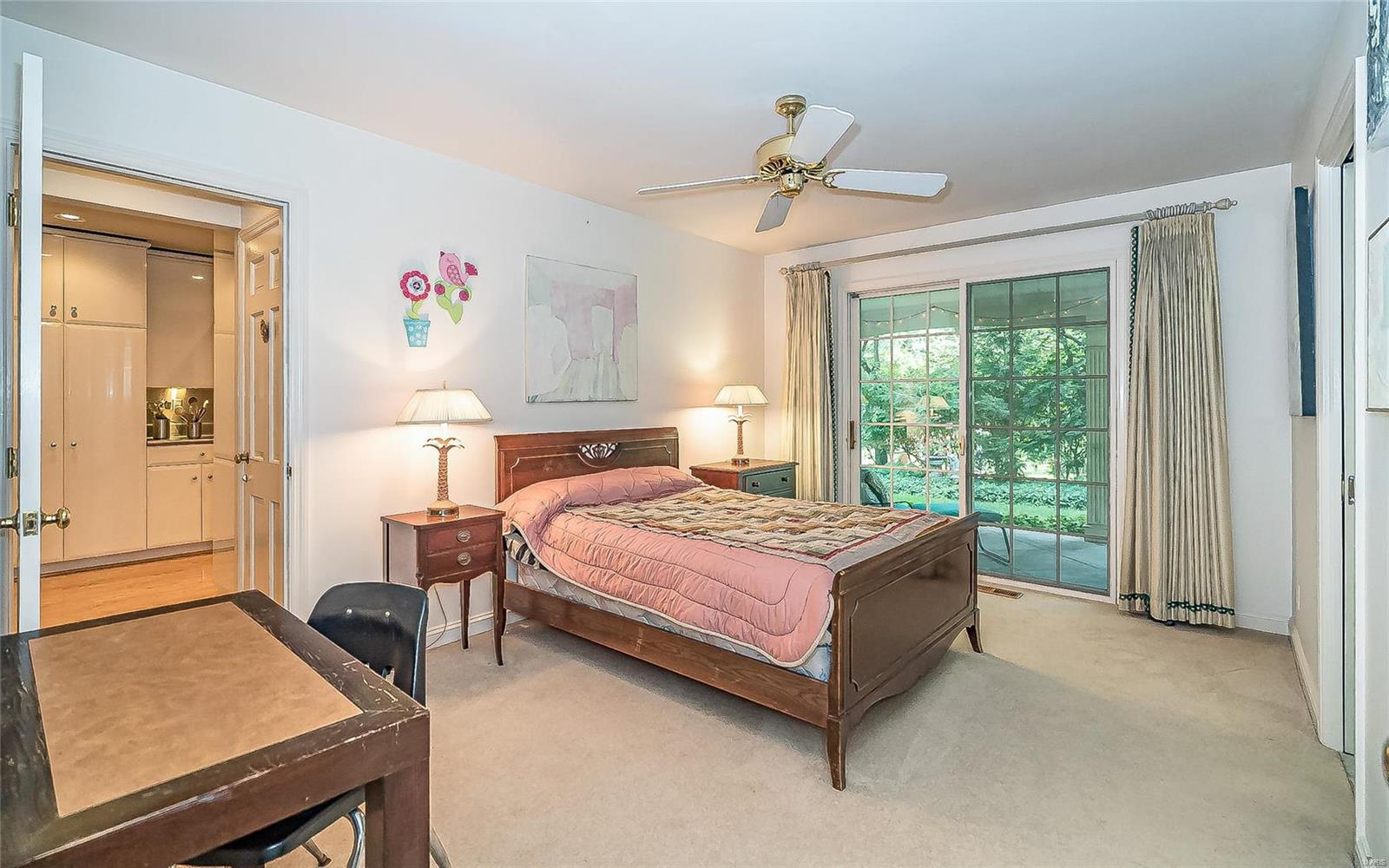 10650 Clayton Road Frontenac, MO 63131 - Photo 22 of 38 Gallery Image 22