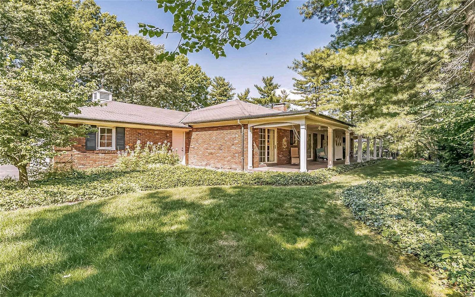 10650 Clayton Road Frontenac, MO 63131 - Photo 28 of 38 Gallery Image 28