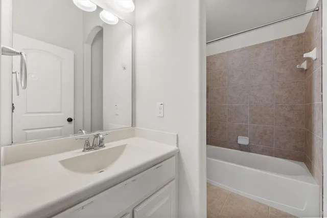 $525,000 | 3926 Jasmine Fox Lane, Arlington, TX 76005