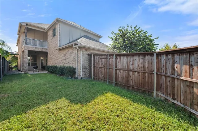 $525,000 | 3926 Jasmine Fox Lane, Arlington, TX 76005