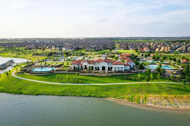 $525,000 | 3926 Jasmine Fox Lane, Arlington, TX 76005