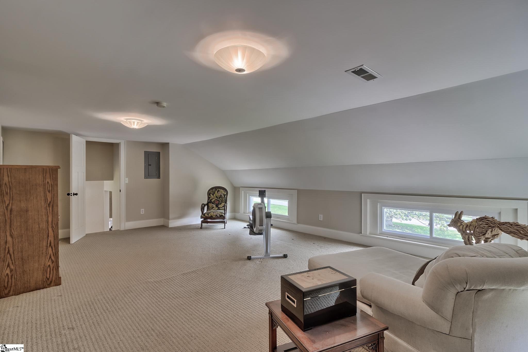17 Dawson Road Greenville, SC 29609 - Photo 22 of 36
