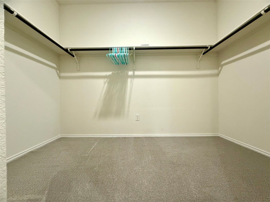 19101 Romano Drive Elgin, TX 78621 - Photo 22 of 36 a view of small space