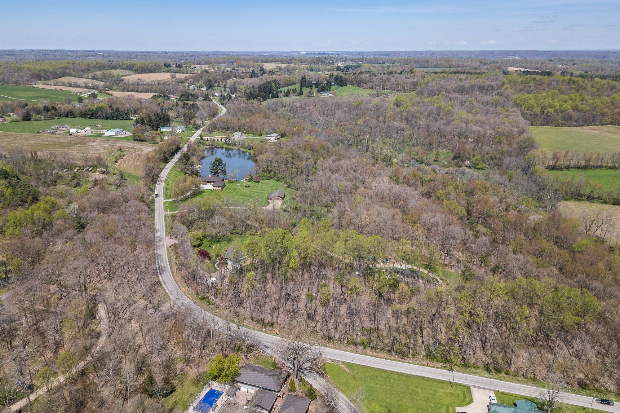 1225 Pleasant Valley Road Mansfield, OH 44903 - Photo 92 of 96 21-aer-lot-from-south