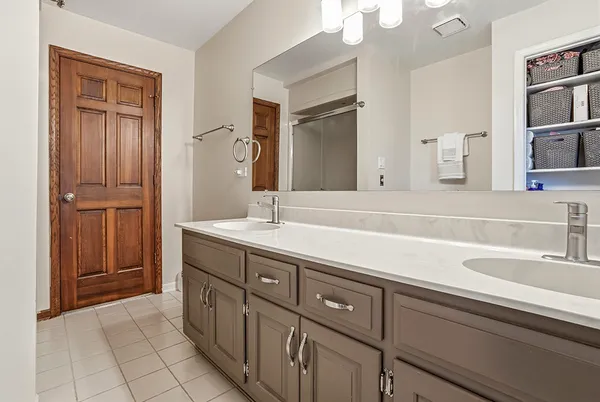 $750,000 | 11420 Swinford Lane, Mokena, IL 60448