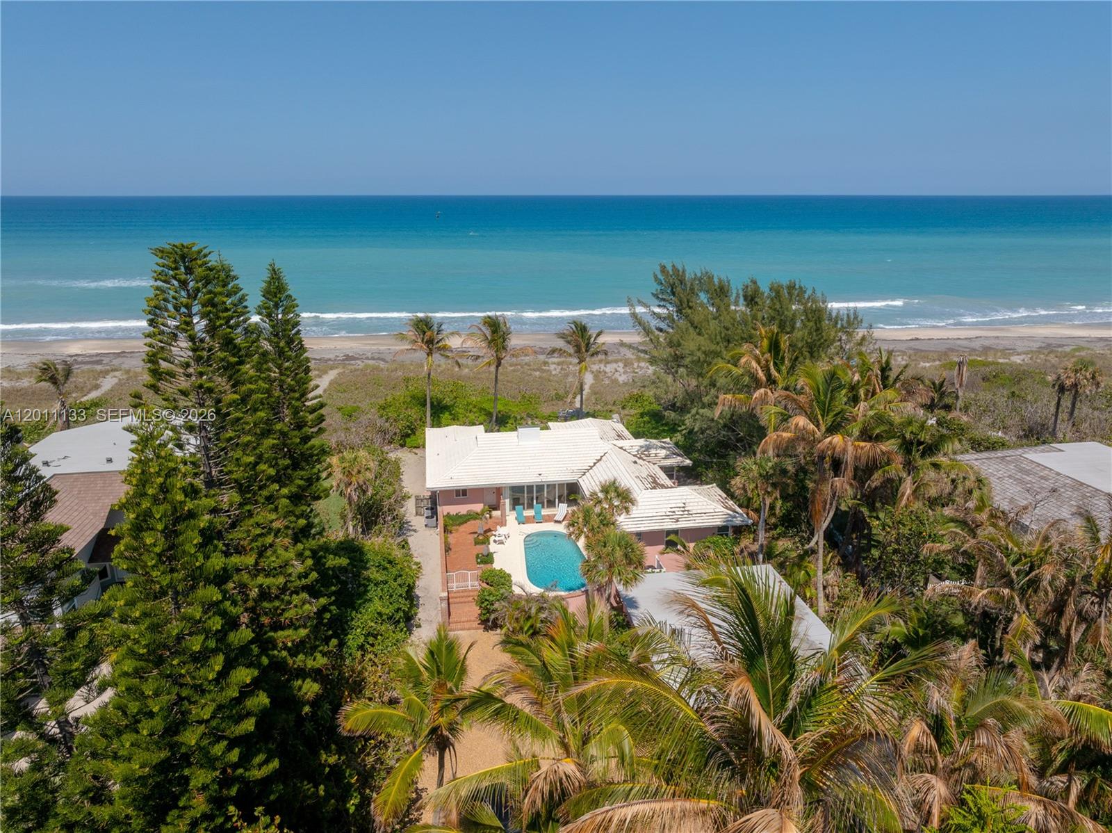 55 North Beach Road Jupiter Island, FL 33455 - Photo 2 of 56 a view of a city