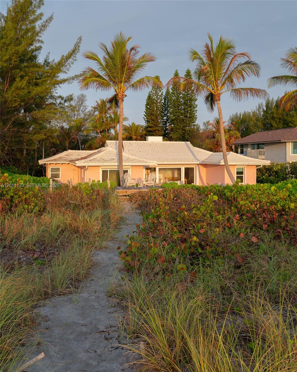 55 North Beach Road Jupiter Island, FL 33455 - Photo 25 of 56