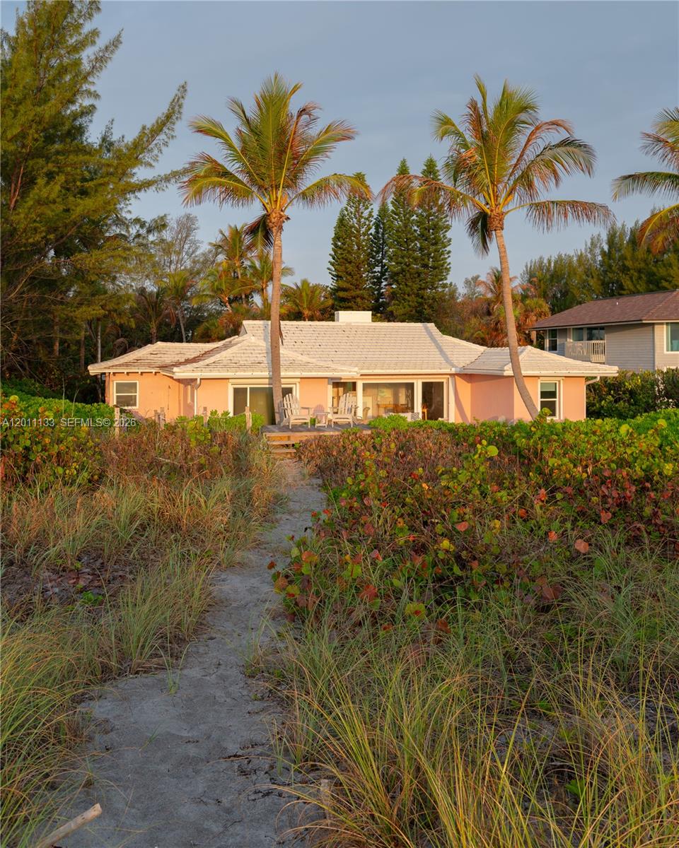 55 North Beach Road Jupiter Island, FL 33455 - Photo 5 of 56