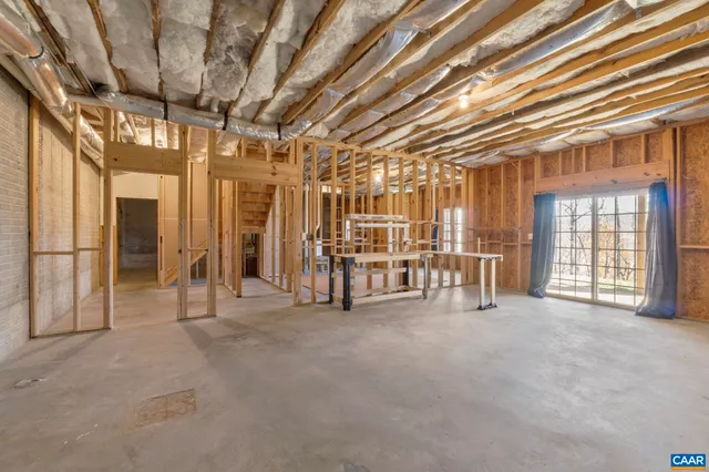 a view of empty room with a window