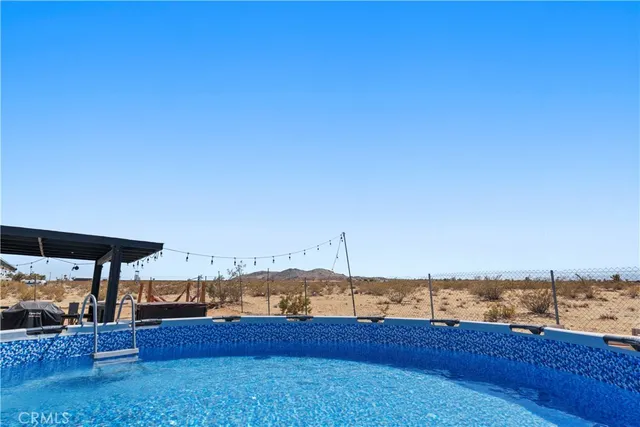 $389,900 | 670 Ducor Avenue, Landers, CA 92285