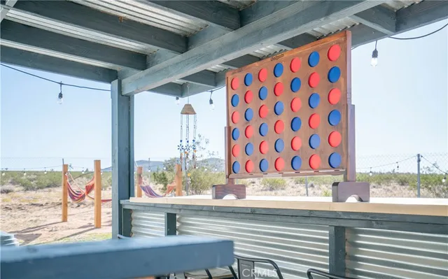 $389,900 | 670 Ducor Avenue, Landers, CA 92285