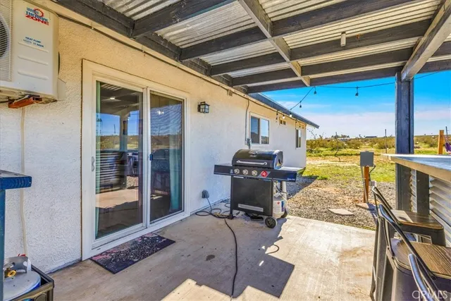 $389,900 | 670 Ducor Avenue, Landers, CA 92285