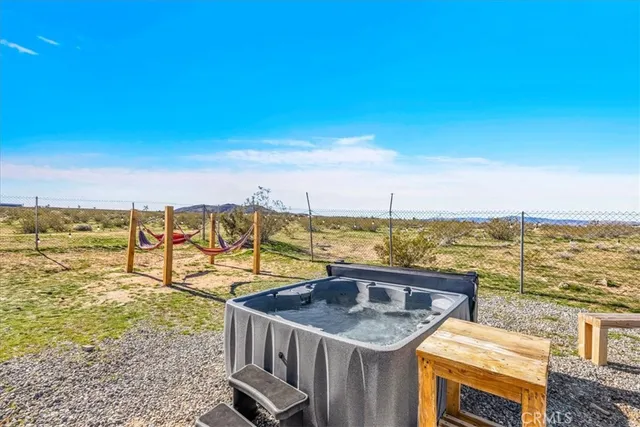 $389,900 | 670 Ducor Avenue, Landers, CA 92285