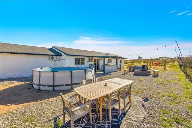 $389,900 | 670 Ducor Avenue, Landers, CA 92285