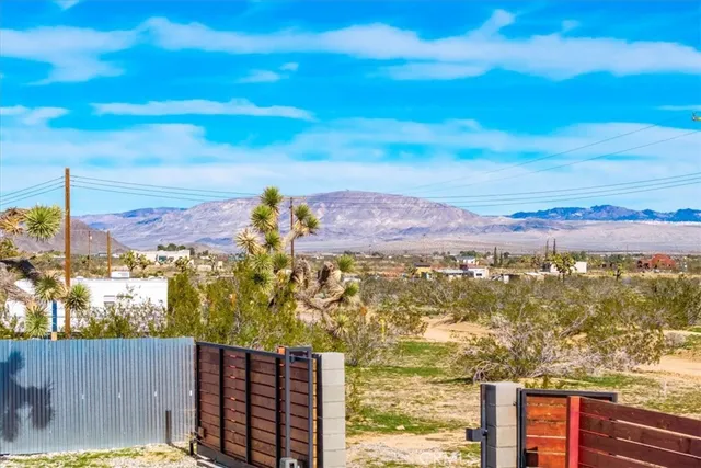 $389,900 | 670 Ducor Avenue, Landers, CA 92285