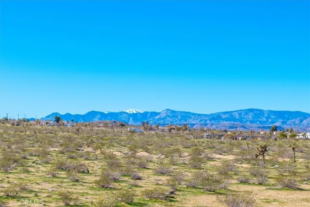 $389,900 | 670 Ducor Avenue, Landers, CA 92285