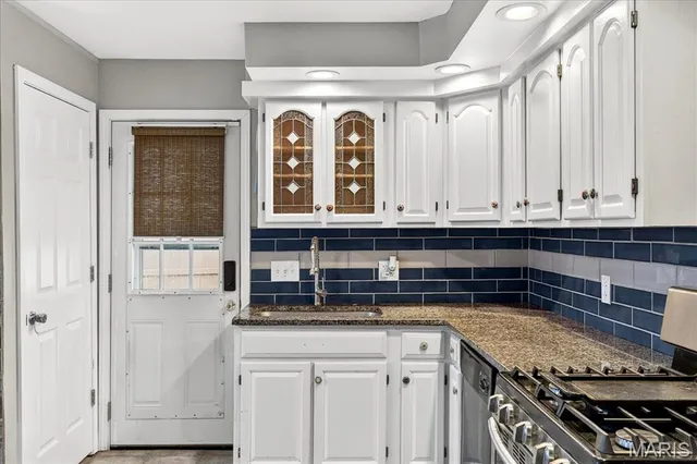 $239,900 | 3748 Comstock Drive, St. Louis, MO 63125