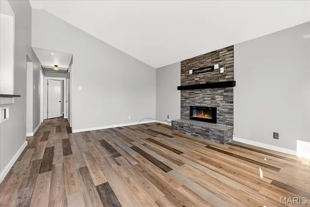 $239,900 | 3748 Comstock Drive, St. Louis, MO 63125