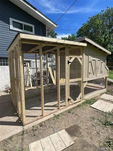 $239,900 | 3748 Comstock Drive, St. Louis, MO 63125