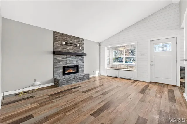 $239,900 | 3748 Comstock Drive, St. Louis, MO 63125