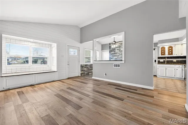 $239,900 | 3748 Comstock Drive, St. Louis, MO 63125