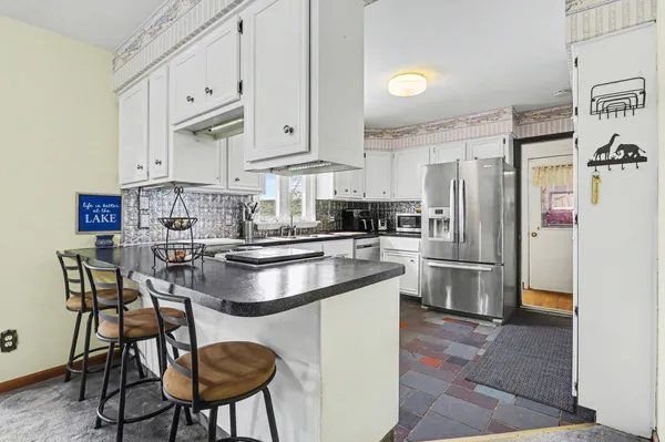 $285,000 | 21093 North Avenue, Battle Creek, MI 49017