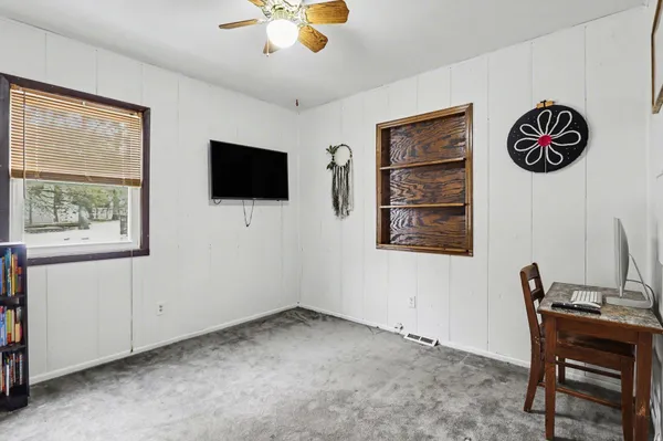 $285,000 | 21093 North Avenue, Battle Creek, MI 49017
