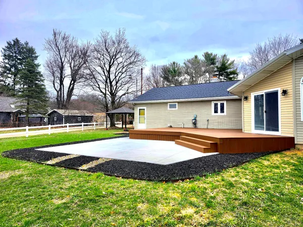 $285,000 | 21093 North Avenue, Battle Creek, MI 49017