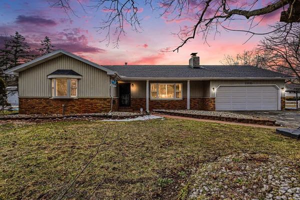 $285,000 | 21093 North Avenue, Battle Creek, MI 49017