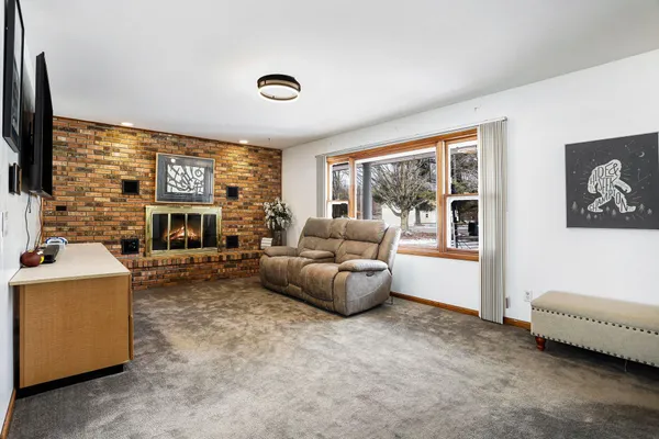 $285,000 | 21093 North Avenue, Battle Creek, MI 49017