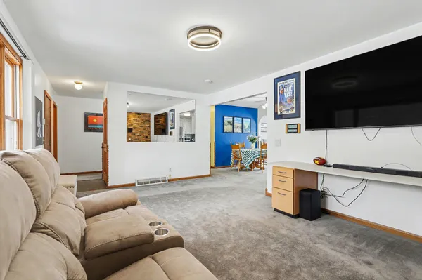 $285,000 | 21093 North Avenue, Battle Creek, MI 49017