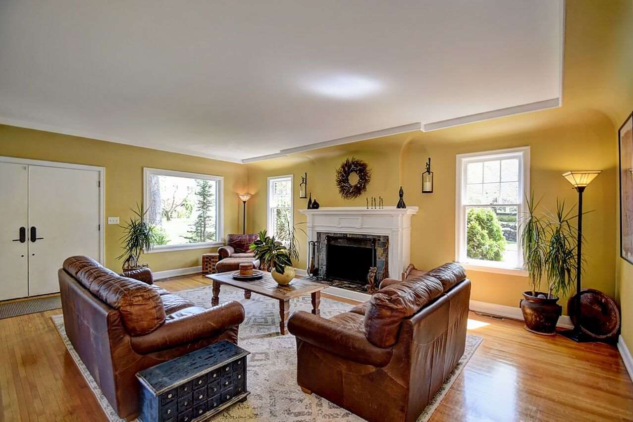 1726 South Upper Terrace Road Spokane, WA 99203 - Photo 3 of 20 Gallery Image 3
