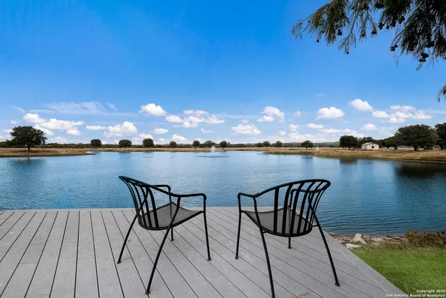 $519,000 | 2784 Indian Wells Drive East, Kerrville, TX 78028