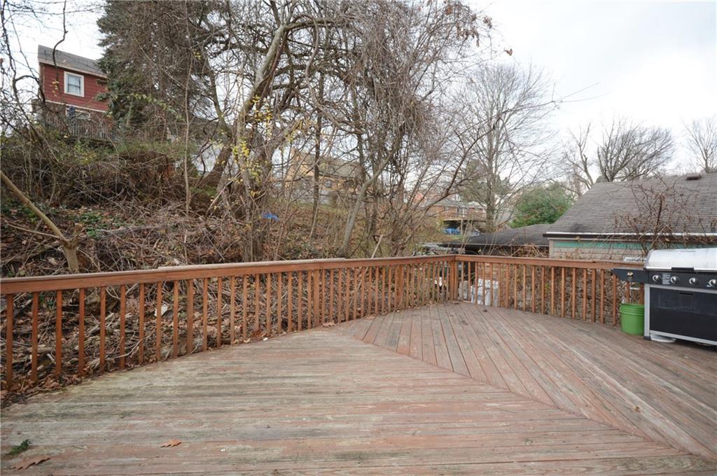 3441 Middletown Road Pittsburgh, PA 15204 - Photo 15 of 16 Back Deck