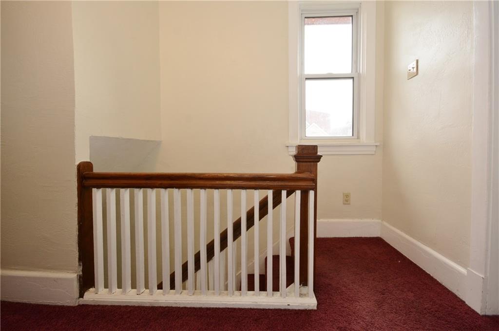 3441 Middletown Road Pittsburgh, PA 15204 - Photo 9 of 16 Hallway