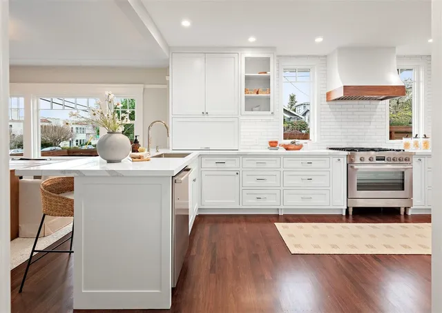 $948,000 | 1450 East 38th Street, Oakland, CA 94602