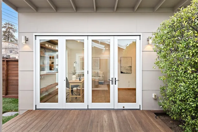 $948,000 | 1450 East 38th Street, Oakland, CA 94602